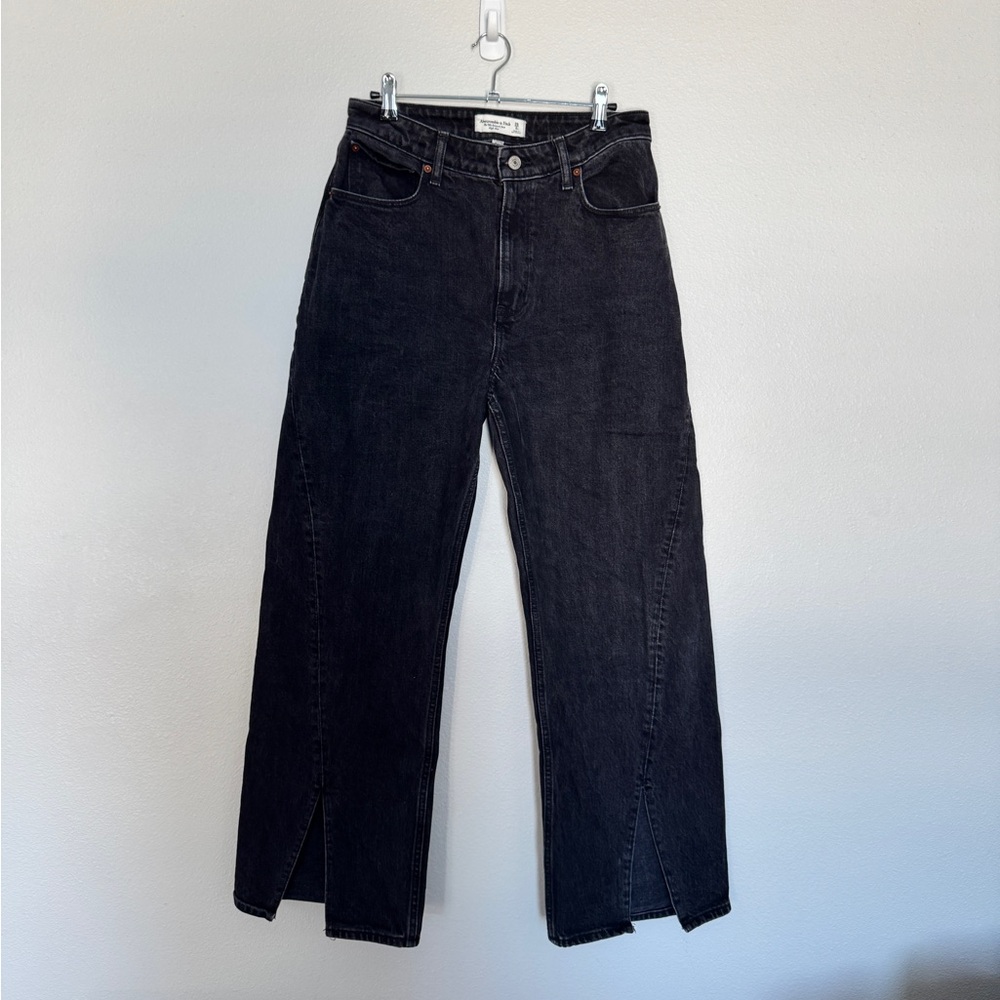 VGUC Abercrombie Curve Love ’90s Relaxed Jean